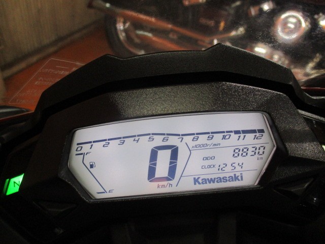 走行もびっくり低走行の８８３０ｋｍ！絶版車でこの走行距離は驚きの低走行ですよね！早い者勝ちの一台！